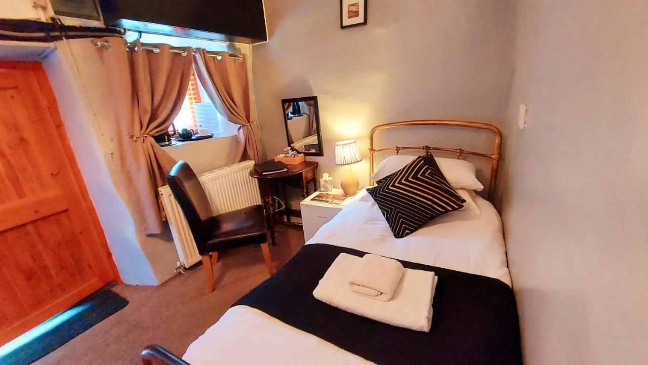 Dolgun Uchaf Historic B&B And Cottages In Snowdonia Dolgellau Dış mekan fotoğraf