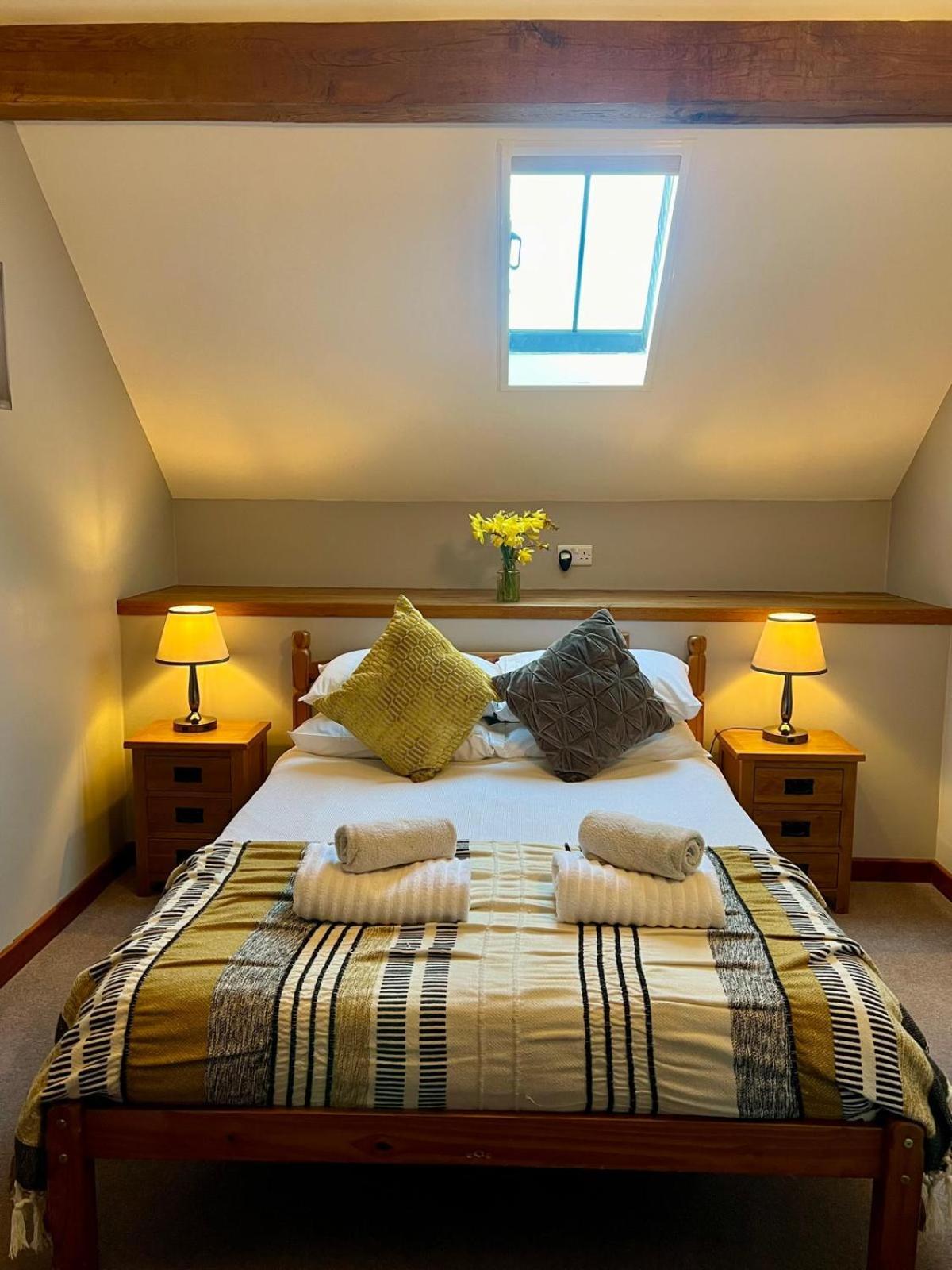 Dolgun Uchaf Historic B&B And Cottages In Snowdonia Dolgellau Dış mekan fotoğraf
