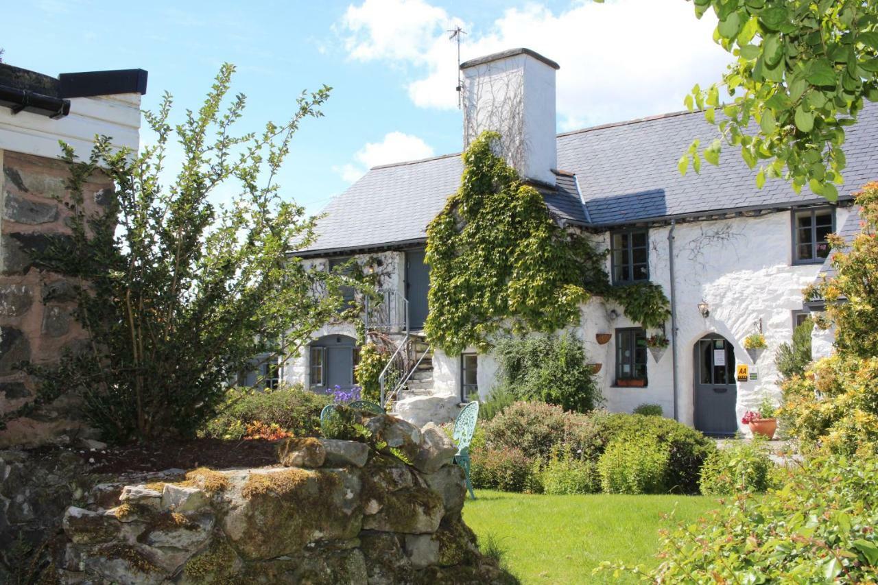 Dolgun Uchaf Historic B&B And Cottages In Snowdonia Dolgellau Dış mekan fotoğraf
